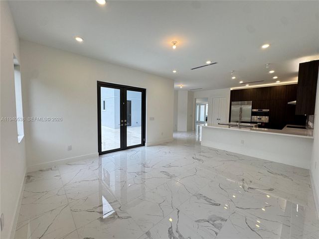 19670 NE 14th Ct 19670, Miami, FL 33179