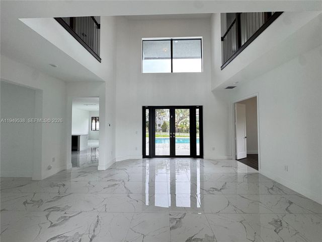 19670 NE 14th Ct 19670, Miami, FL 33179