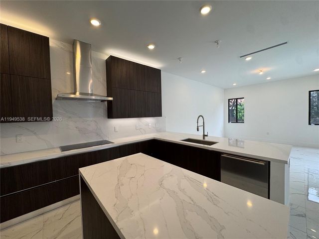 19670 NE 14th Ct 19670, Miami, FL 33179