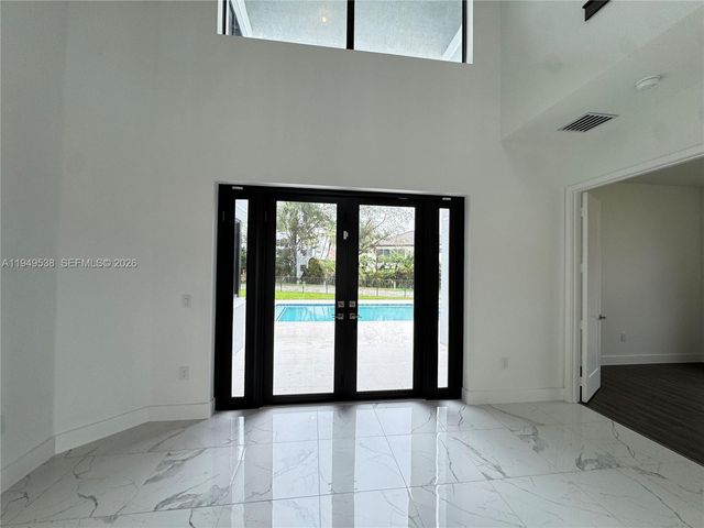 19670 NE 14th Ct 19670, Miami, FL 33179