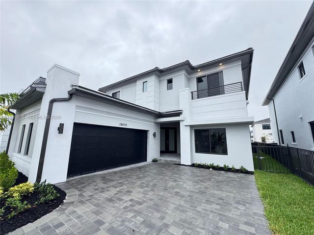 19670 NE 14th Ct 19670, Miami, FL 33179
