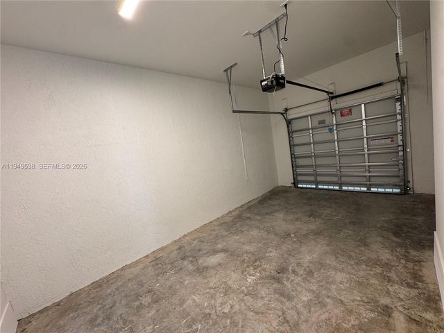 19670 NE 14th Ct 19670, Miami, FL 33179