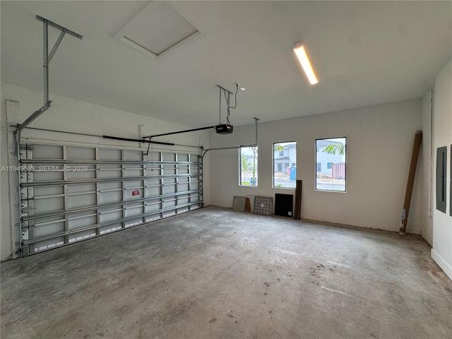 19670 NE 14th Ct 19670, Miami, FL 33179