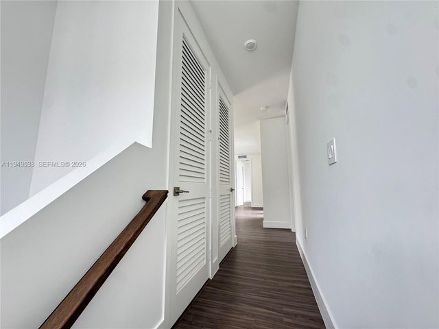 19670 NE 14th Ct 19670, Miami, FL 33179