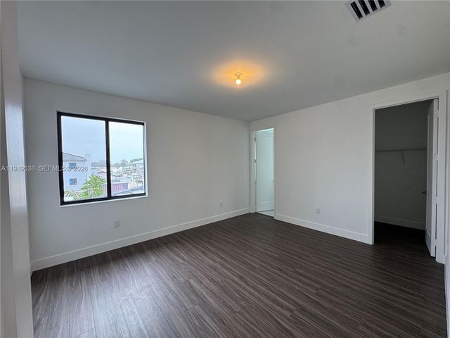 19670 NE 14th Ct 19670, Miami, FL 33179