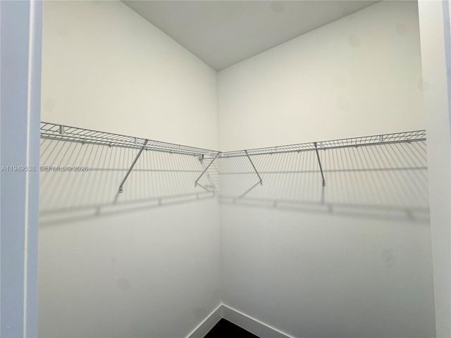 19670 NE 14th Ct 19670, Miami, FL 33179