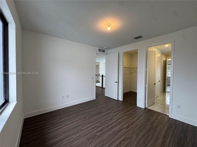 19670 NE 14th Ct 19670, Miami, FL 33179