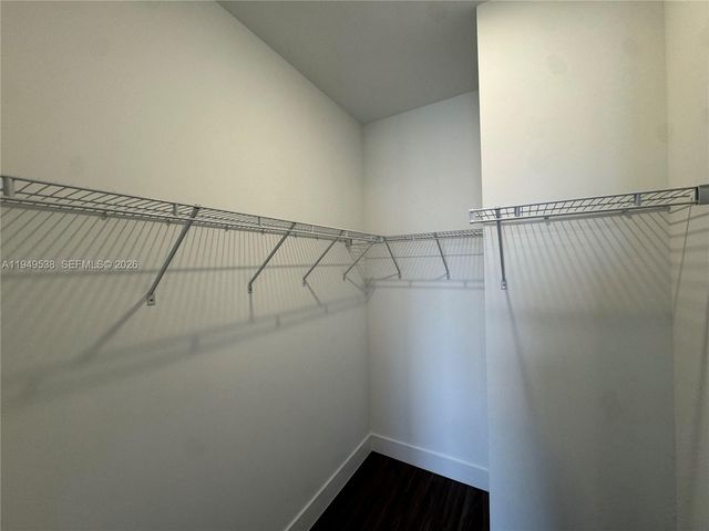 19670 NE 14th Ct 19670, Miami, FL 33179