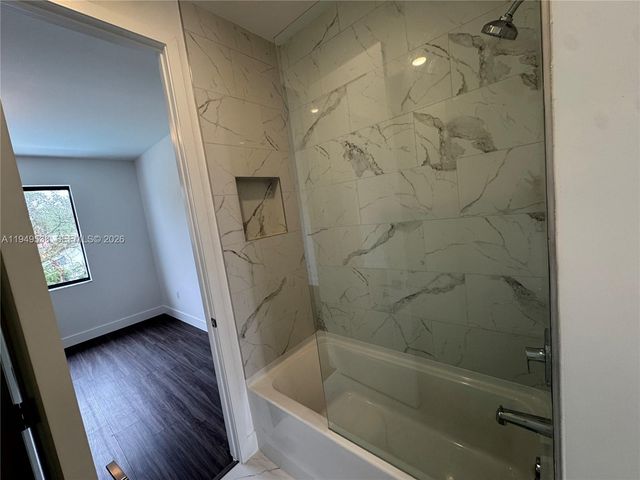 19670 NE 14th Ct 19670, Miami, FL 33179