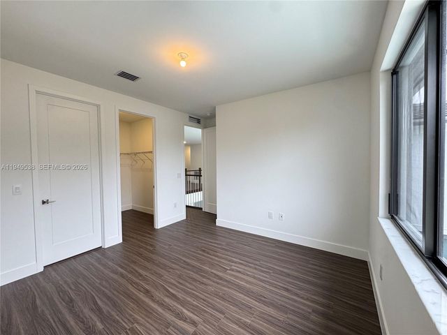 19670 NE 14th Ct 19670, Miami, FL 33179