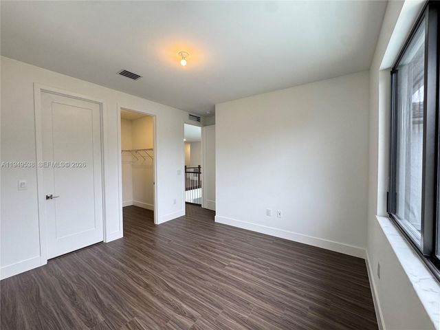 19670 NE 14th Ct 19670, Miami, FL 33179