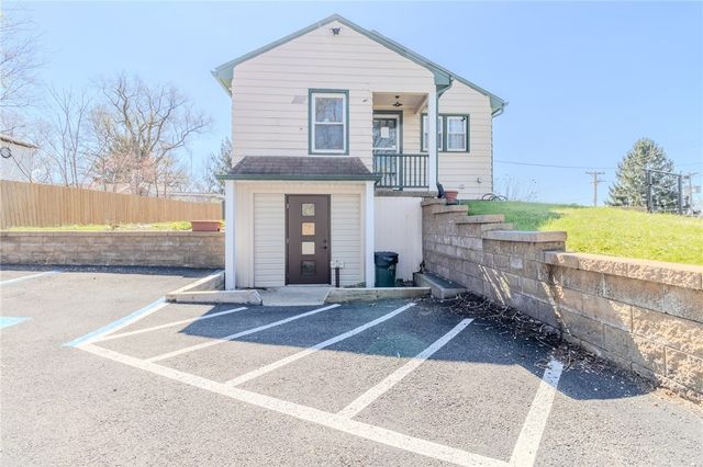 990 Greensburg Pike, Wilkins Twp, PA 15112