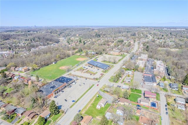 990 Greensburg Pike, Wilkins Twp, PA 15112