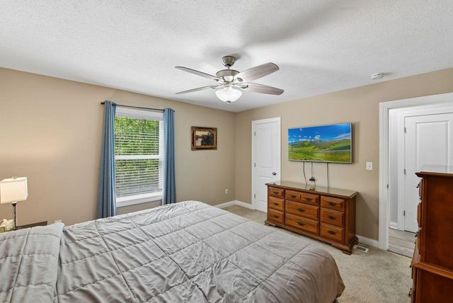 683 Euclid Avenue, Crescent Springs, KY 41017