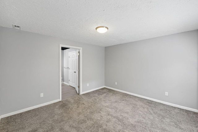 683 Euclid Avenue, Crescent Springs, KY 41017