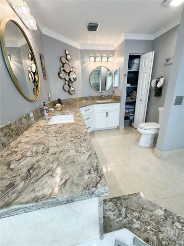 2723 E Abiaca Cir, Davie, FL 33328