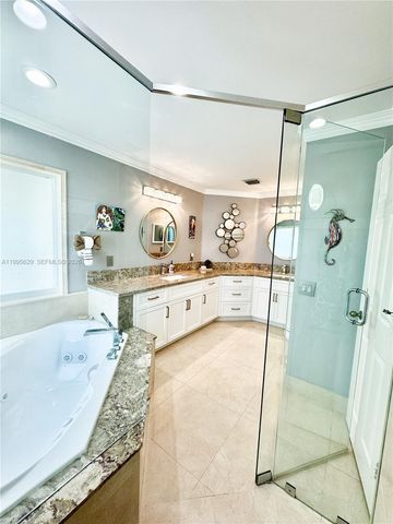 2723 E Abiaca Cir, Davie, FL 33328