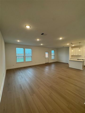 228 Groveland DR, Liberty Hill, TX 78642