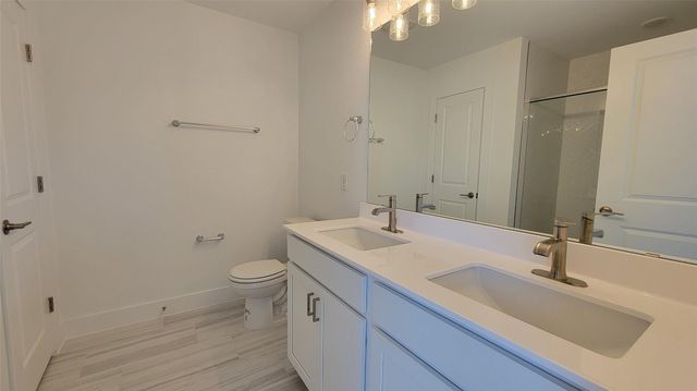 228 Groveland DR, Liberty Hill, TX 78642