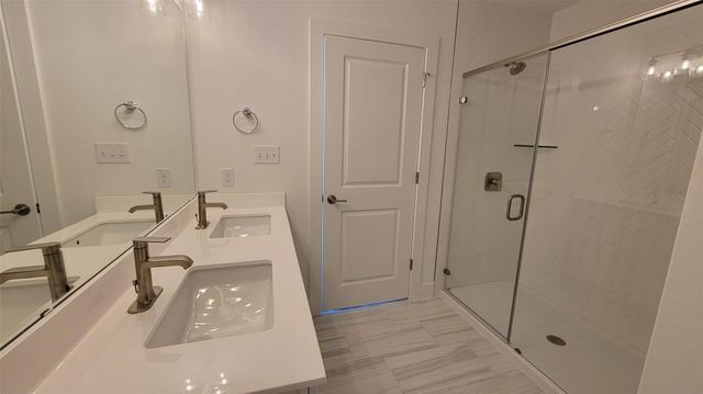 228 Groveland DR, Liberty Hill, TX 78642