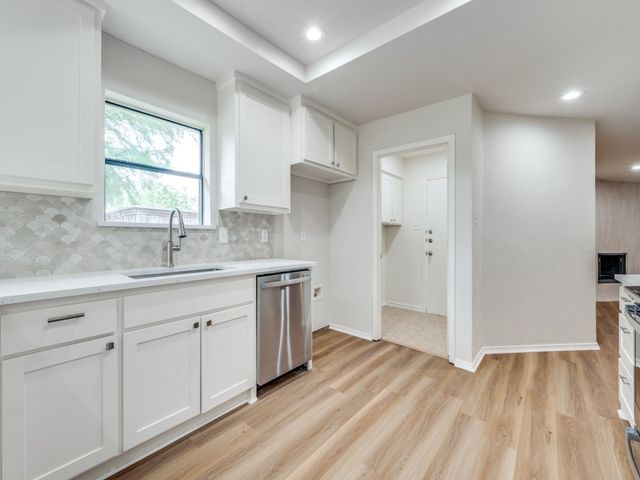 2126 Pueblo Drive, Carrollton, TX 75006