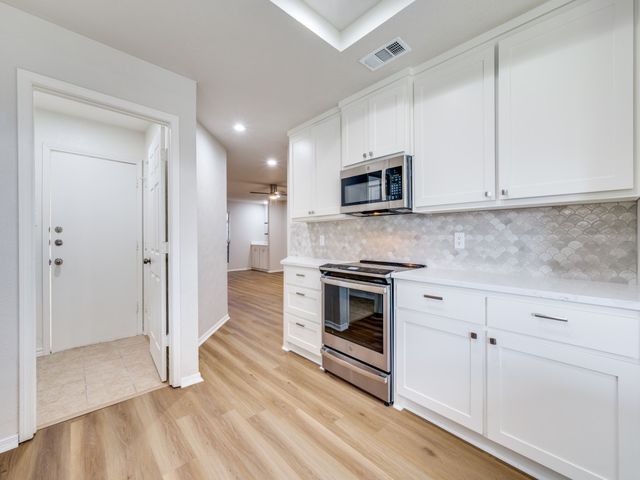 2126 Pueblo Drive, Carrollton, TX 75006