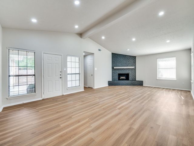 2126 Pueblo Drive, Carrollton, TX 75006