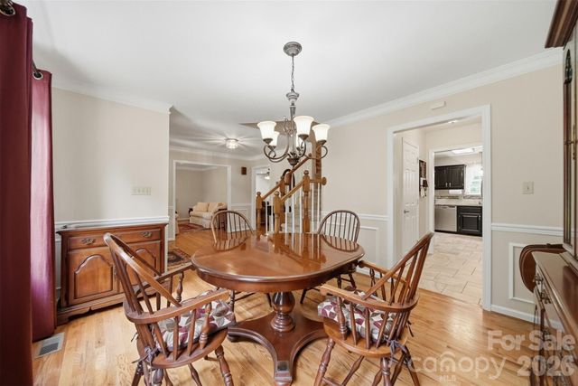 1032 30th Avenue Lane NE, Hickory, NC 28601
