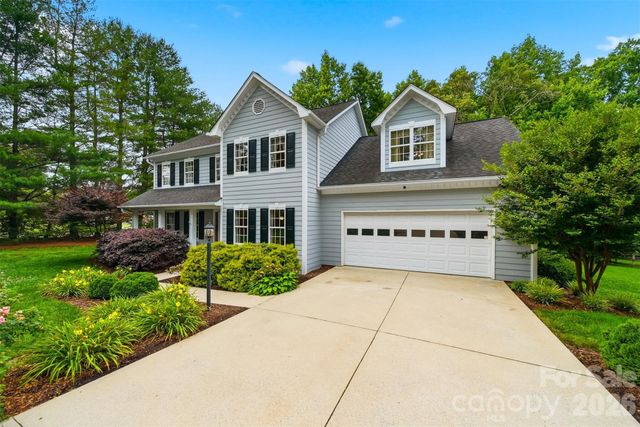 1032 30th Avenue Lane NE, Hickory, NC 28601