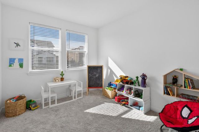 3919 Waterleaf Ave, Sacramento, CA 95835