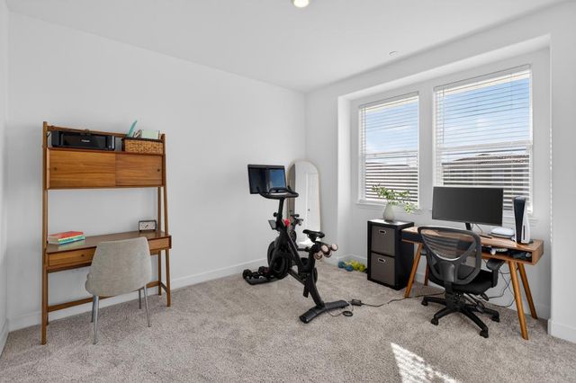 3919 Waterleaf Ave, Sacramento, CA 95835