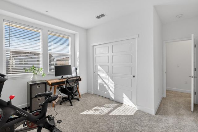 3919 Waterleaf Ave, Sacramento, CA 95835