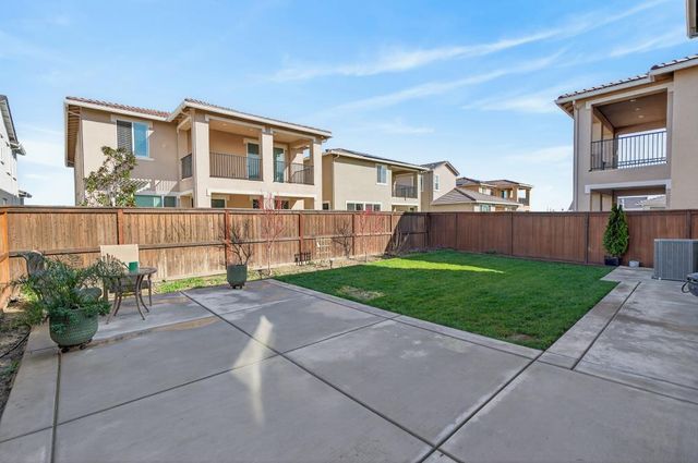 3919 Waterleaf Ave, Sacramento, CA 95835