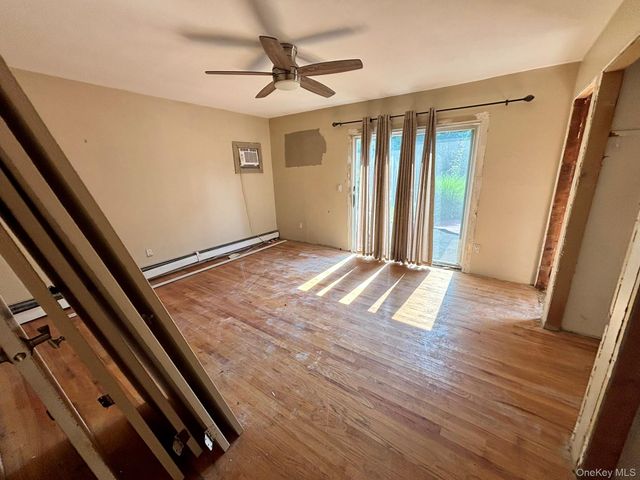 14 New Street, Great River, NY 11739