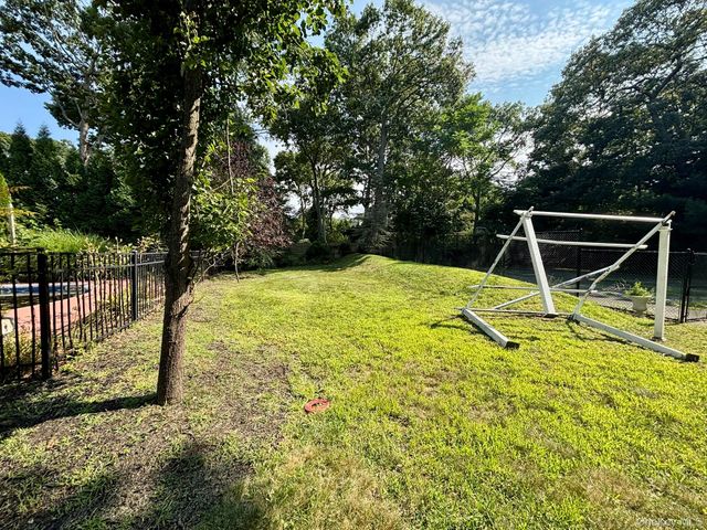 14 New Street, Great River, NY 11739