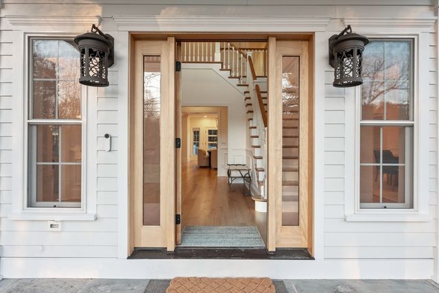 83 Brown, Weston, MA 02493