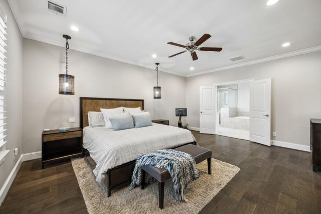 2411 Detering Street, Houston, TX 77007