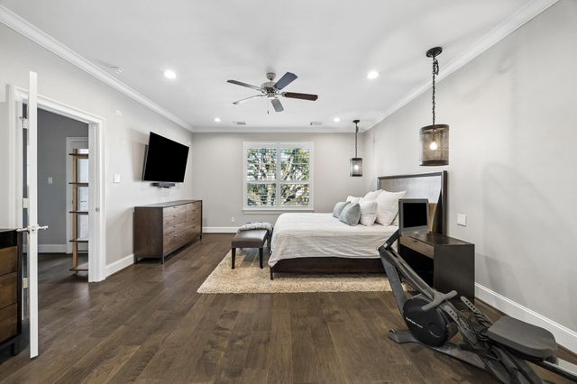 2411 Detering Street, Houston, TX 77007