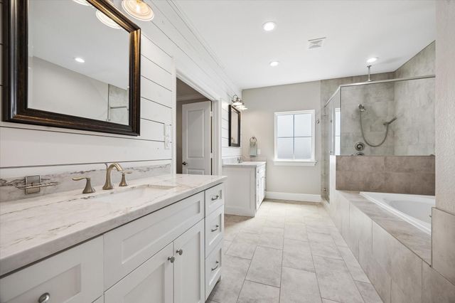 2411 Detering Street, Houston, TX 77007