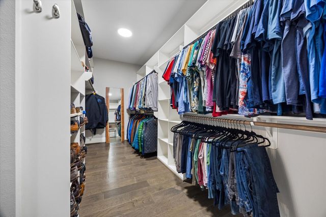 2411 Detering Street, Houston, TX 77007