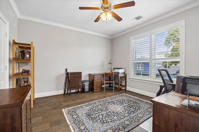 2411 Detering Street, Houston, TX 77007