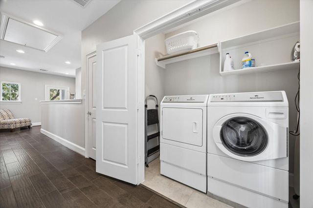 2411 Detering Street, Houston, TX 77007