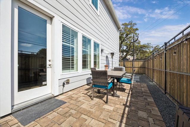 2411 Detering Street, Houston, TX 77007