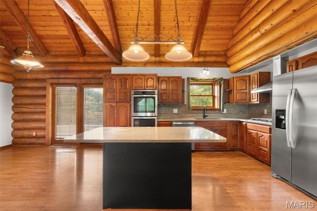 7024 Highway 100, Washington, MO 63090