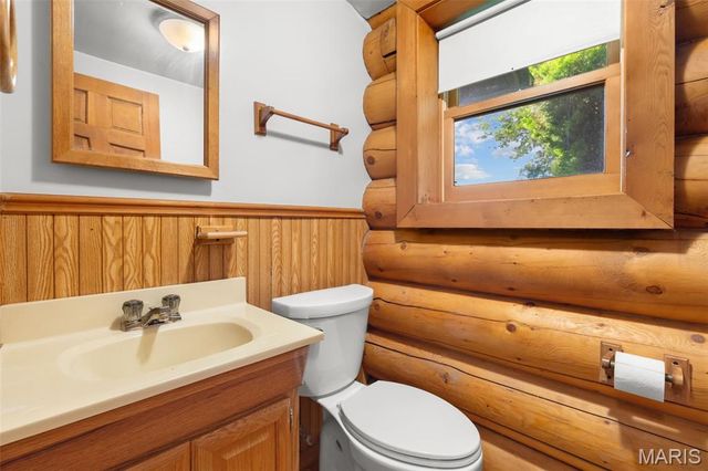 7024 Highway 100, Washington, MO 63090