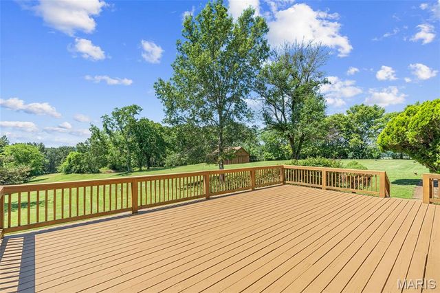 7024 Highway 100, Washington, MO 63090