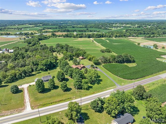 7024 Highway 100, Washington, MO 63090