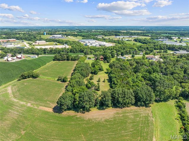 7024 Highway 100, Washington, MO 63090