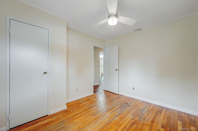 10 Laurie Road, Brentwood, NY 11717