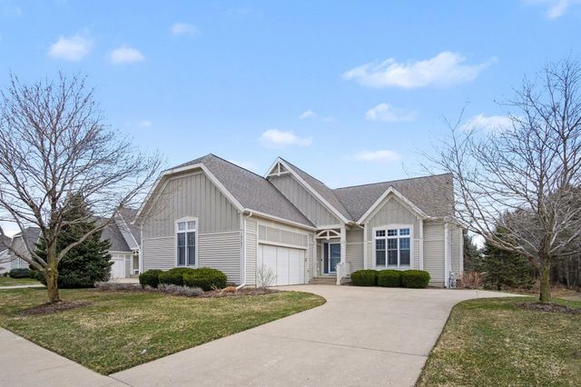 18202 Lost Creek Lane, Spring Lake, MI 49456